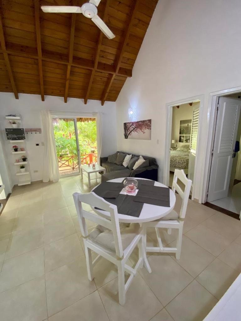 Chalet Tropical Au Coeur De Las Terrenas Exterior photo